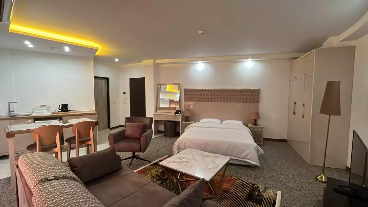 هتل اسپینل محمودآباد